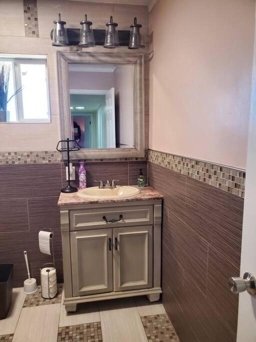 Spacious West El Paso 19 Min From Airport, Fort Bliss Military Base Εξωτερικό φωτογραφία