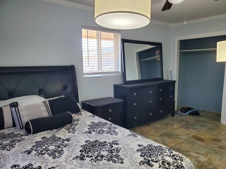 Spacious West El Paso 19 Min From Airport, Fort Bliss Military Base Εξωτερικό φωτογραφία